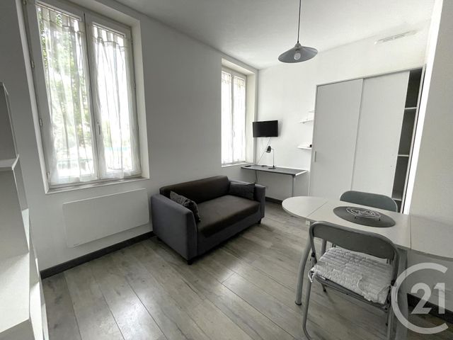 Appartement F1 à louer - 1 pièce - 24.0 m2 - ALBI - 81 - MIDI-PYRENEES - Century 21 Agence Sainte-Cécile